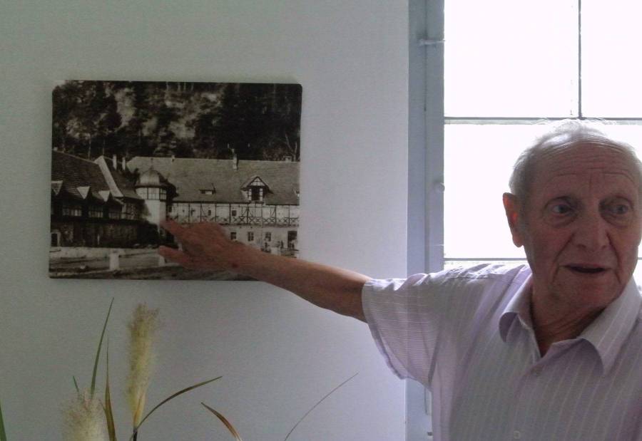 2016_de_un35_helbahistorian.jpg 2016_de_un35_helbahistorian.jpg